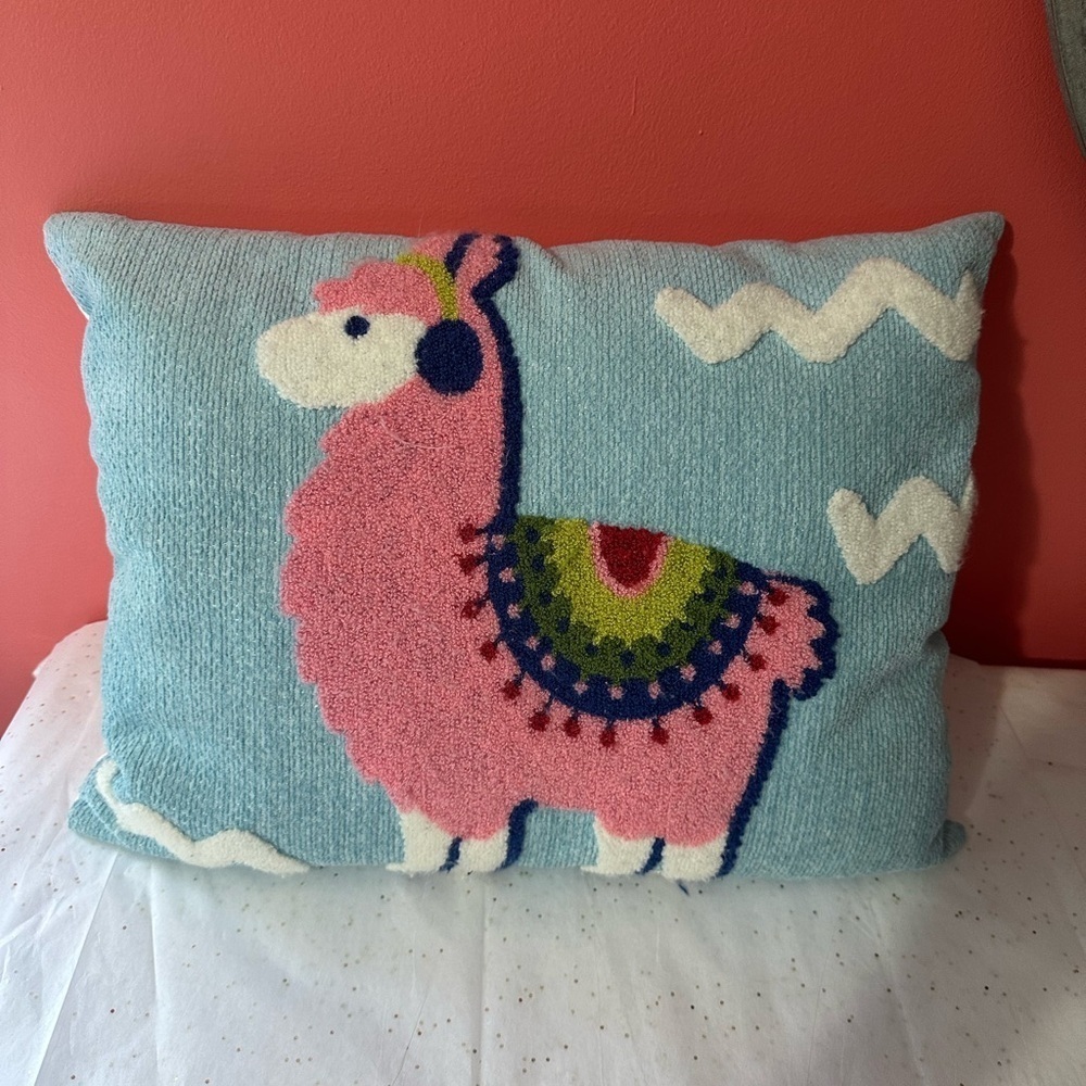 Lama pillow